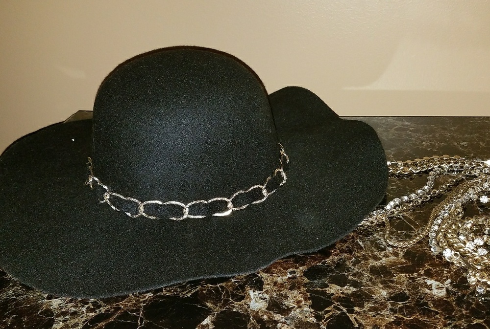 Black hat